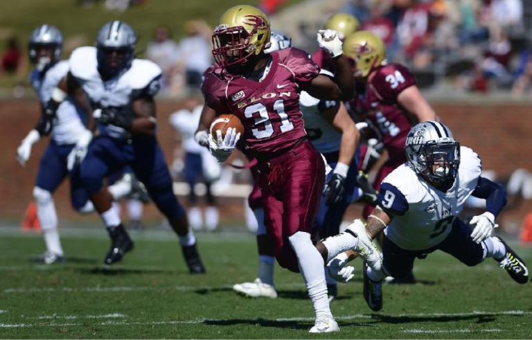 Elon WR Kierre Brown (AP Photo/Burlington Times-News, Scott Muthersbaugh)