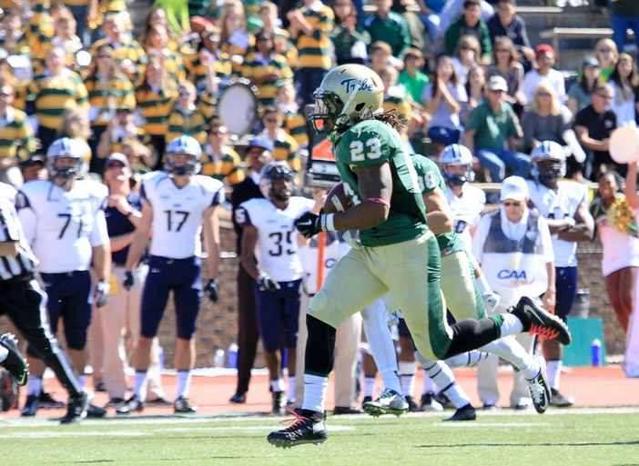 Is there anything this man can't do? Kendell Anderson has run like a man possessed this season. [photo by Bob Keroack via tribeathletics.com]