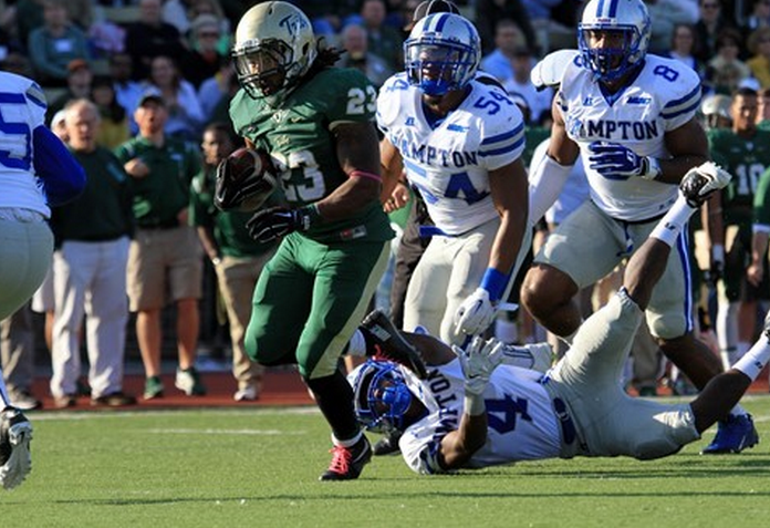 Kendell Anderson leads the CAA in rushing, averaging 128 rushing yards per game. [photo by Bob Keroack at tribeathletics.com]