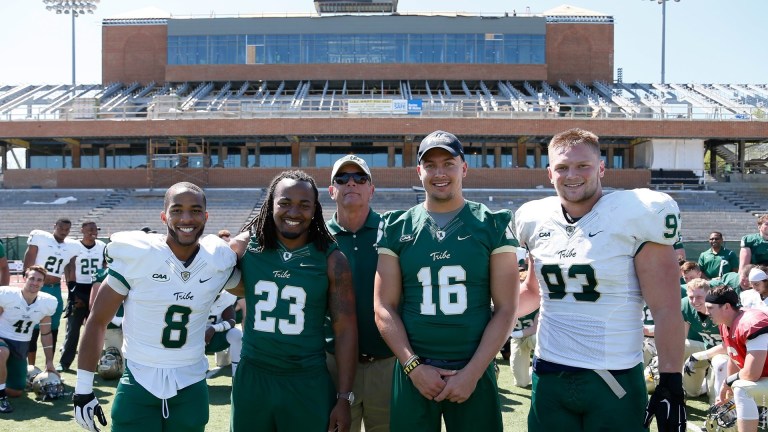 Ladies and Gentlemen, meet your 2016 William & Mary captains. [photo: tribeathletics.com]
